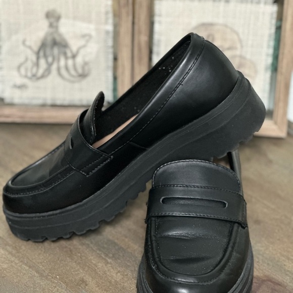 A New Day Black platform/chunky tread sole loafers - Picture 6 of 6